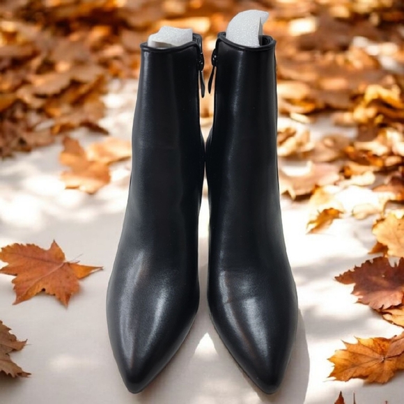 Coutgo Women's Size 6.5 Elegant Kitten Heel Black Ankle Boots - Picture 6 of 8